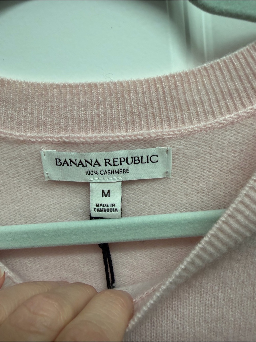 NWT Banana Republic lightweight cashmere short-sleeve sweater size M light pink - Picture 2 of 7